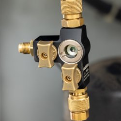 1/4" og 5/16" vrktj til fjernelse af ventilkerne med skueglas